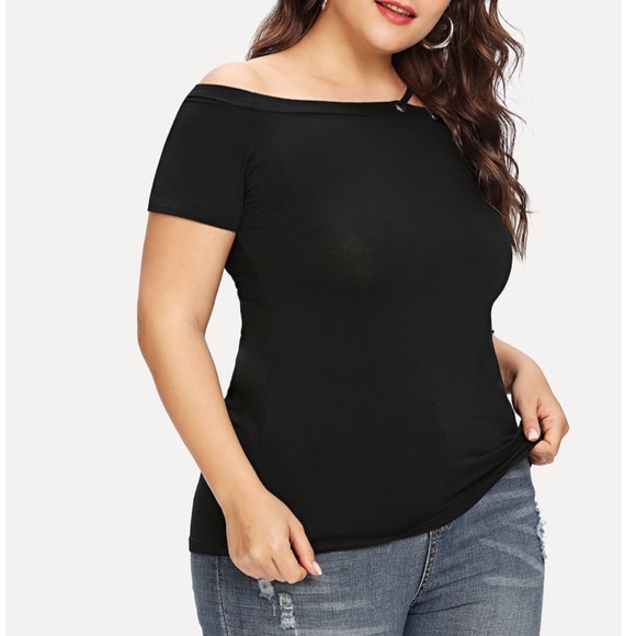 ➕RESTOCKED Lace-up solid tee - Picture 4 of 5